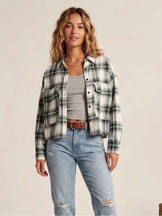 Abercrombie & Fitch Tops - Abercrombie &‎ Fitch Soft A&F Cropped Plaid Flannel Top Womens M White Boxy